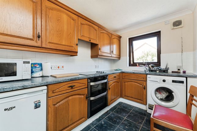 75, Station Road, Ely photo 4