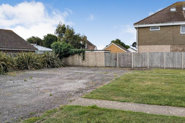 1 Bracklesham Court, Bracklesham Lane, Chichester photo 3