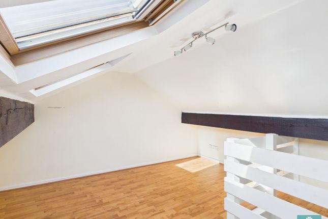 12, Chamber Road, Shaw photo 2