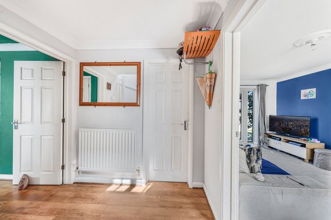 39, Silvester Way, Chelmsford photo 4