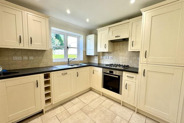 2, Florence Gardens, Chepstow photo 2