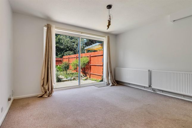 3, Moyne Close, Cambridge photo 4