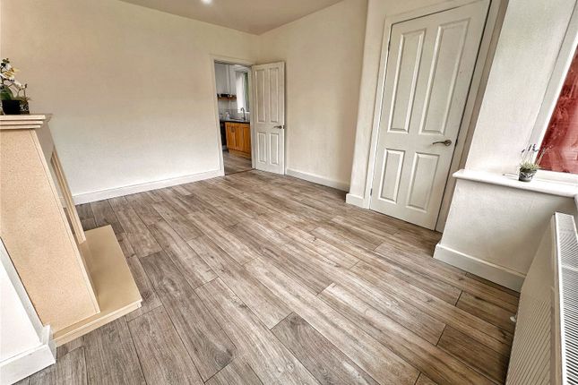 31, Stanage Avenue, Manchester photo 4