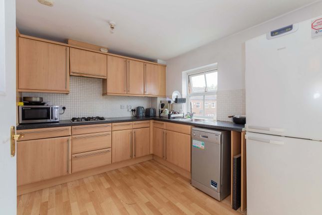 23, Olivia Drive, Langley photo 4