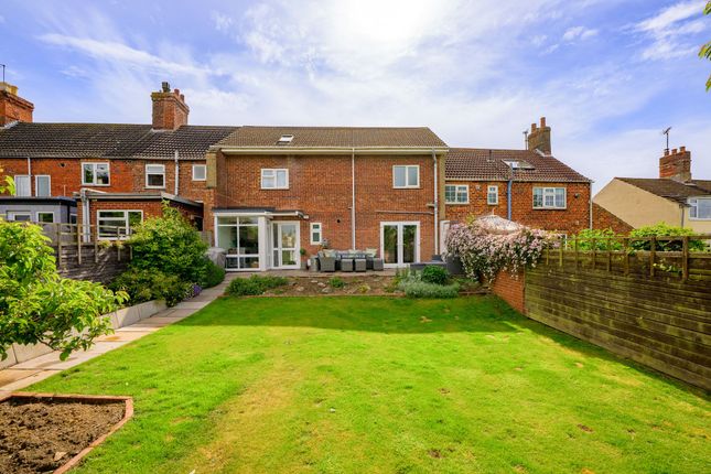 14 Newtown, Spilsby photo 4