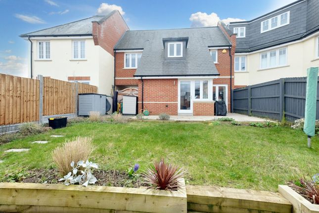 Property for sale in Whitley Link, Chelmsford