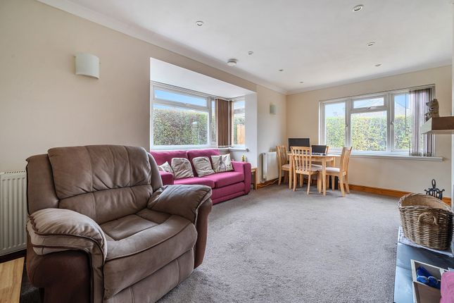 4, Howell Road, Gloucestershire photo 4