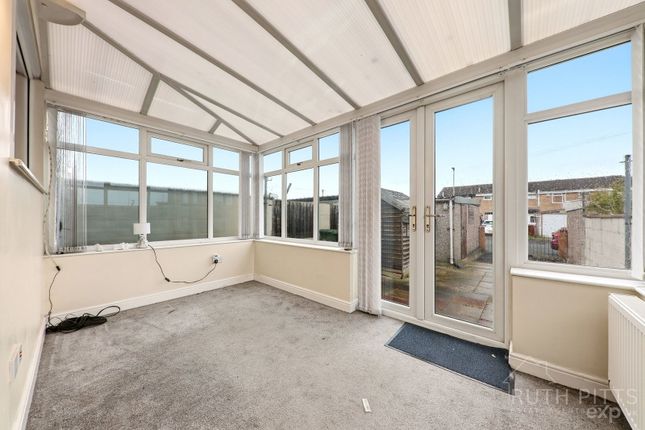 79, Wentworth Road, Pontefract photo 4