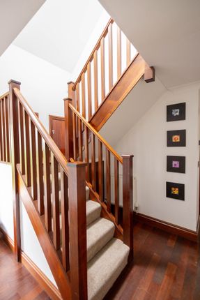 Arian Sais, 10 Parc Teifi,, Pontrhydfendigaid, Ystrad Meurig photo 4