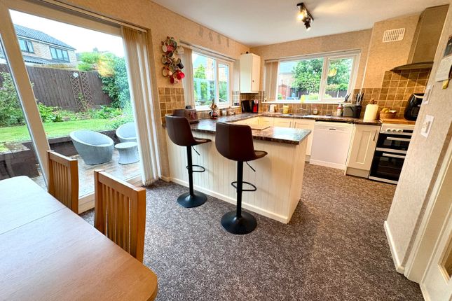 4, Arnold Close, Leicester photo 3