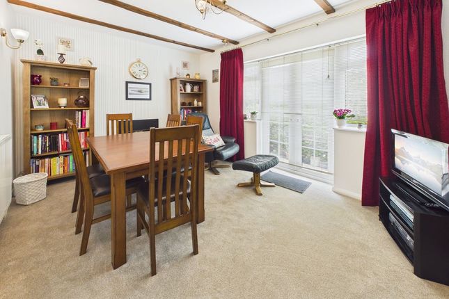 25, Hornchurch Hill, Whyteleafe photo 4