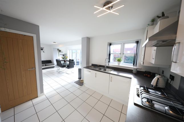 Detached house for sale in Runnymede Lane, Kingswood, Hull