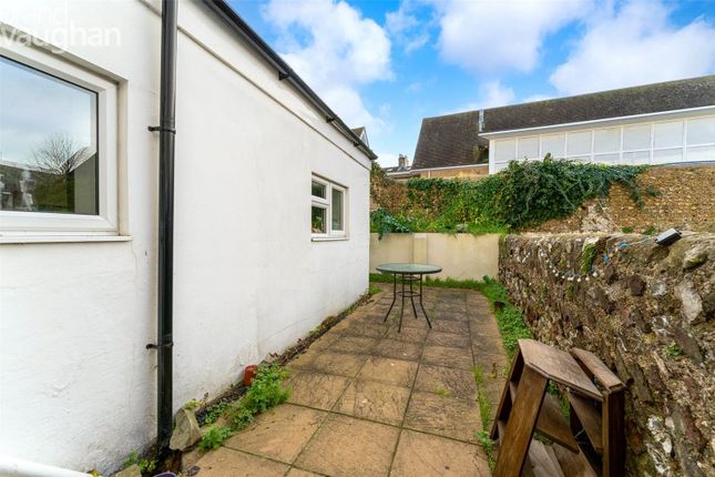 Terraced house to rent in Newmarket Road, Brighton, East Sussex