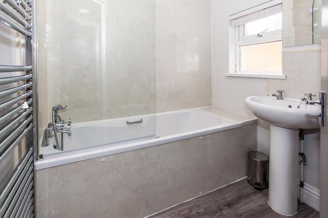 12, Kincraig Street, Cardiff photo 4