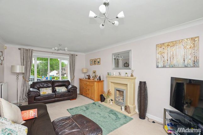 25, Kings Meadow, Runcorn photo 4