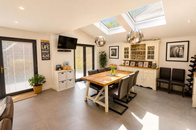 3A, Broomhill, Farnham photo 5