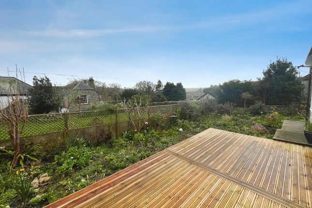 Solvia,, Cross Street, Cornwall photo 4