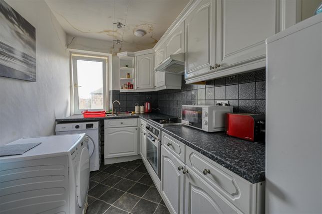 12, Chattan Gardens, Nairn photo 3