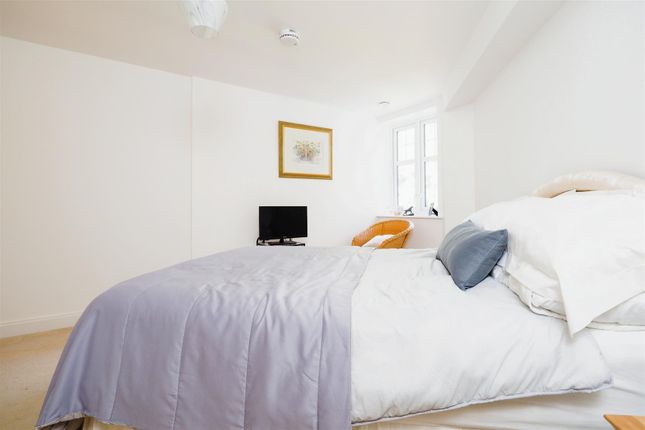 Flat for sale in Bulcote, Nottingham