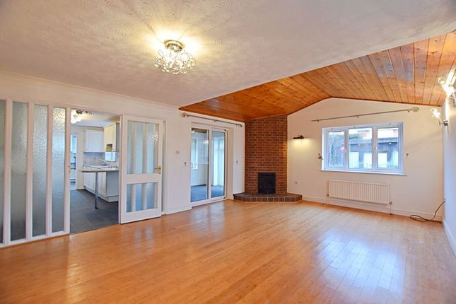 8, Windsor Close, Lincoln photo 4