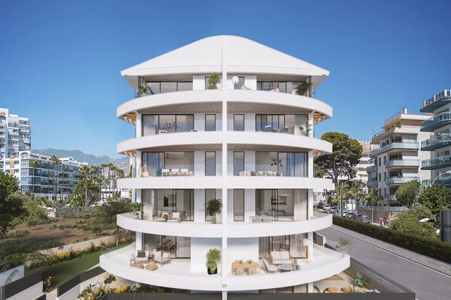 Thumbnail Apartment for sale in Puerto Marina, Benalmádena, Málaga, Andalusia, Spain