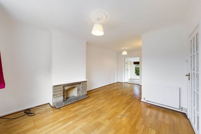 10 Upton Close, Bexley photo 3