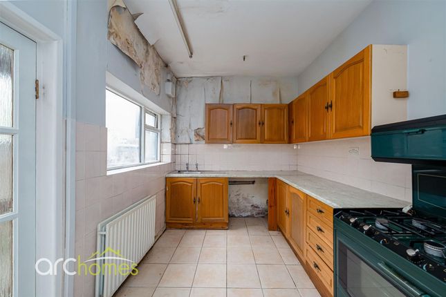 113 Atherton Road, Wigan photo 3