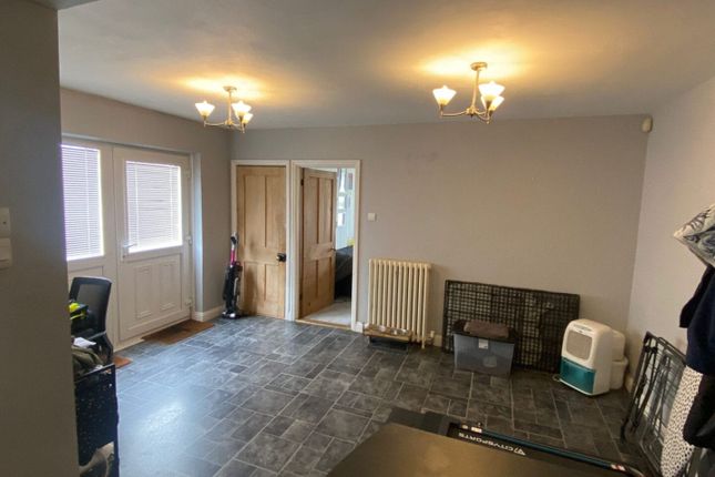 2, New Road, Havant photo 4