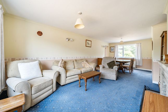 73 Queensmead, Tewkesbury photo 4