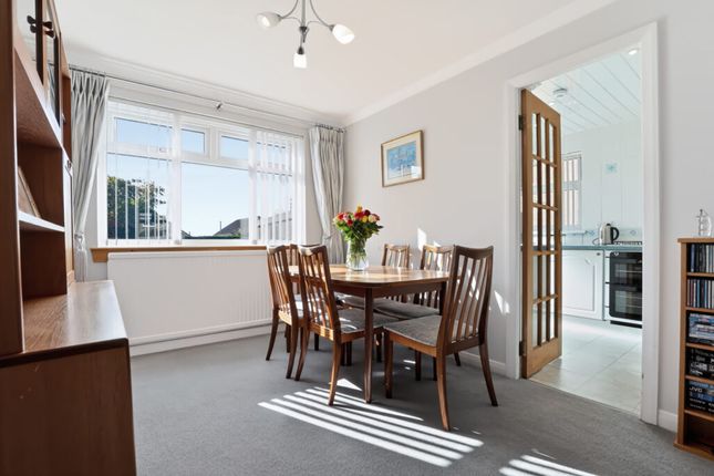 15, Mirren Drive, Duntocher photo 4