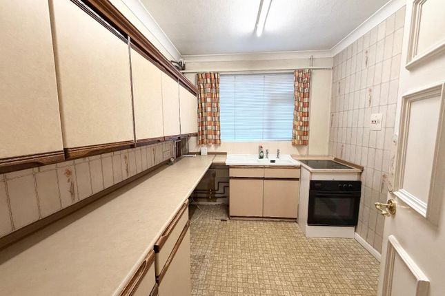 97, Upsall Grove, Stockton-On-Tees photo 4