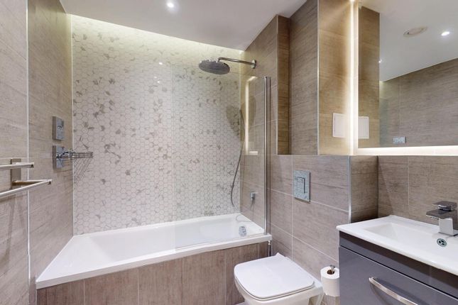 New Horizons Court, Brentford photo 4