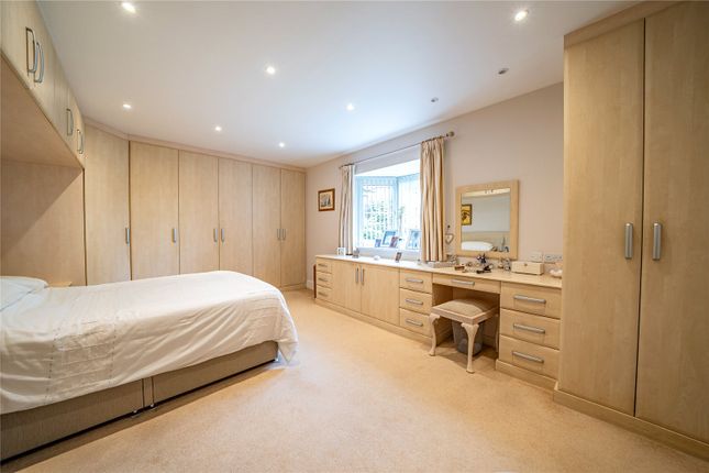 Flat 1, 97, The Drive, Leeds photo 4