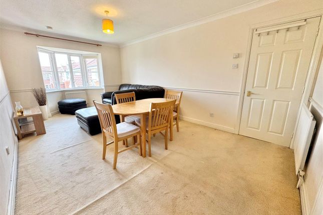Flat 31, Summerfield Village Court, Ringstead Drive, Wilmslow photo 2