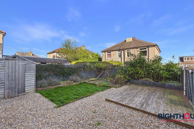 4 Lyndale Drive, Shipley photo 4