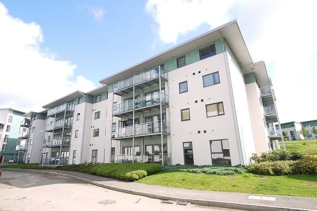 Thumbnail Flat to rent in Brooking House, Rollason Way, Brentwood