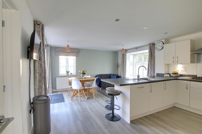 7, Godley Green, Godmanchester photo 4