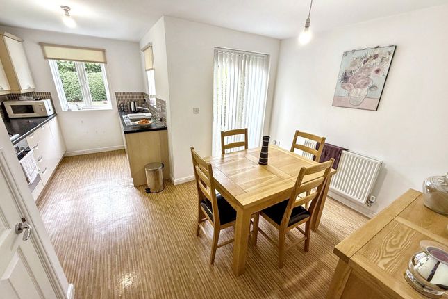 41, Meadowsweet Lane, Stockton photo 4