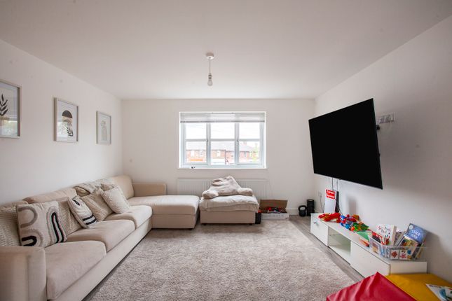 112b, Browning Road, Rotherham photo 4