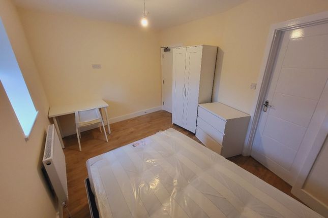 Thumbnail Semi-detached house to rent in Sandyford Road, Newcastle Upon Tyne