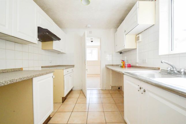 19, Ingle Road, Chatham photo 2
