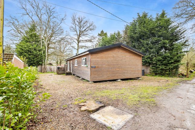 Mobile/park home for sale in Ref: Sm - Ifield Road, Charlwood