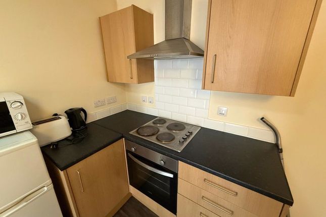Apartment 3, Birch House, Broad Lane,, Huddersfield photo 4