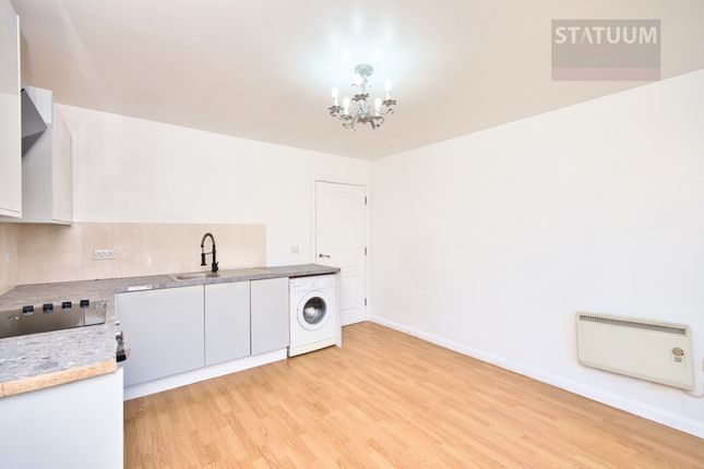 Flat 12 Forest Mews 99,, Sparsholt Road, Barking photo 4