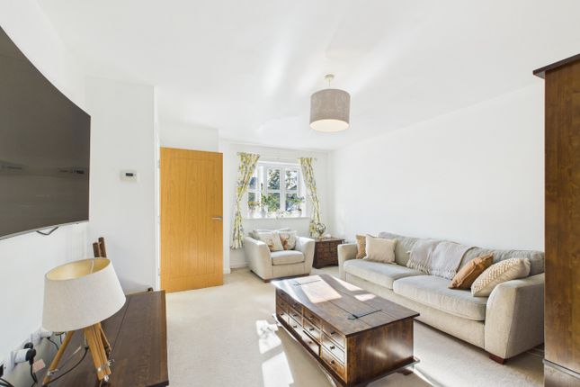 6 Snowden Close, Beverley, East Riding Of Yorkshire photo 2