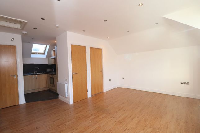 2, Francesca Court, Pudsey photo 2