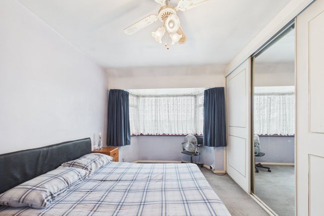 31, West View, Middlesex photo 4
