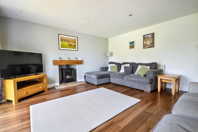 3, Waterloo Close, Tewkesbury photo 4