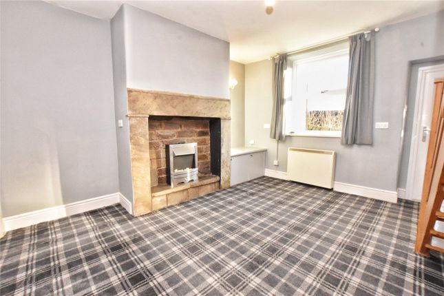 2-bed house on 16, Bank Gate, Hyde, £208,000
