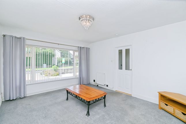 26, Eagleswell Road, Llantwit Major photo 4